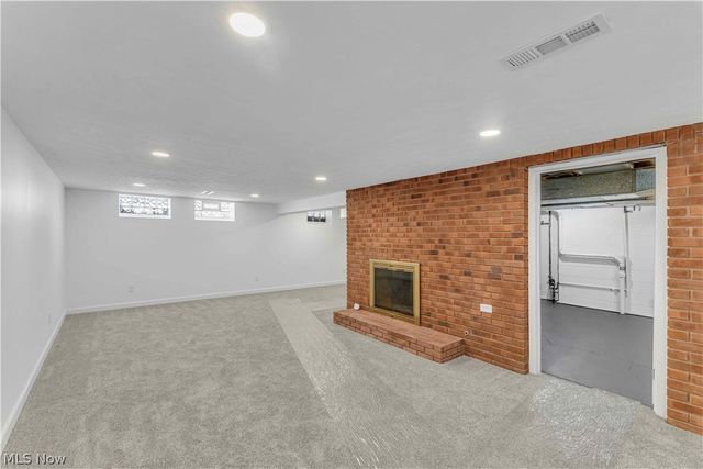 20252 Westhaven Lane, Rocky River, OH 44116