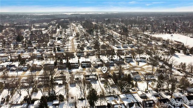 20252 Westhaven Lane, Rocky River, OH 44116