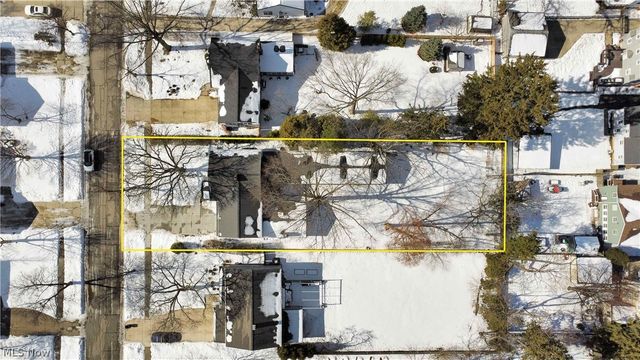 20252 Westhaven Lane, Rocky River, OH 44116