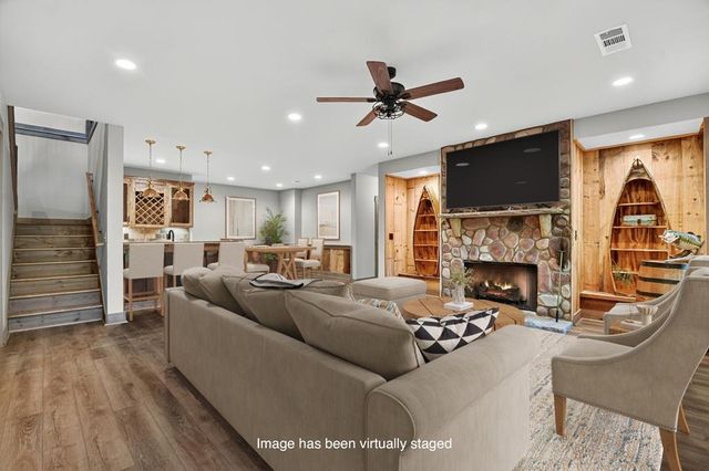 382 Pocaset Drive, Ellijay, GA 30540