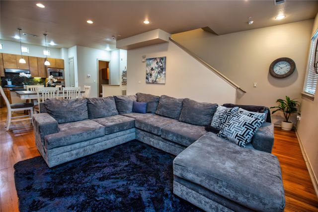 1201 Beaconsfield Lane 108, Arlington, TX 76011