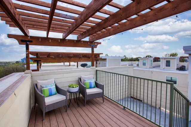 1201 Beaconsfield Lane 108, Arlington, TX 76011