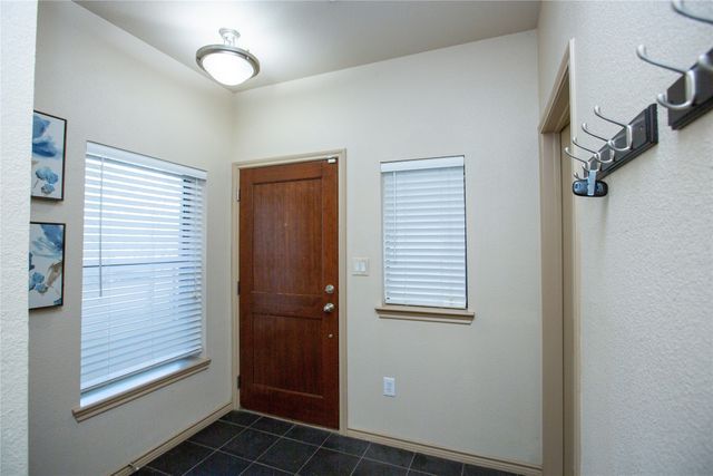 1201 Beaconsfield Lane 108, Arlington, TX 76011