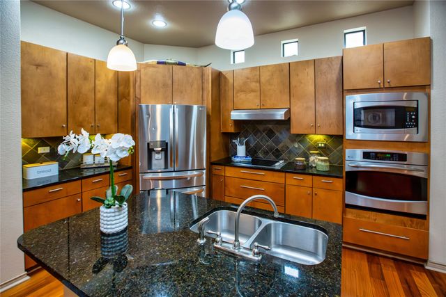 1201 Beaconsfield Lane 108, Arlington, TX 76011