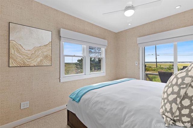 27 Dune Road, East Quogue, NY 11942