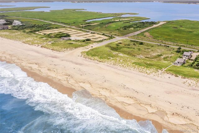 27 Dune Road, East Quogue, NY 11942