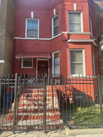4202 W Jackson Boulevard, Chicago, IL 60624