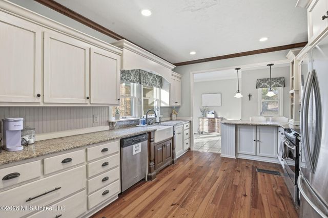 486 Saint Augustine Drive, Madison, MS 39110