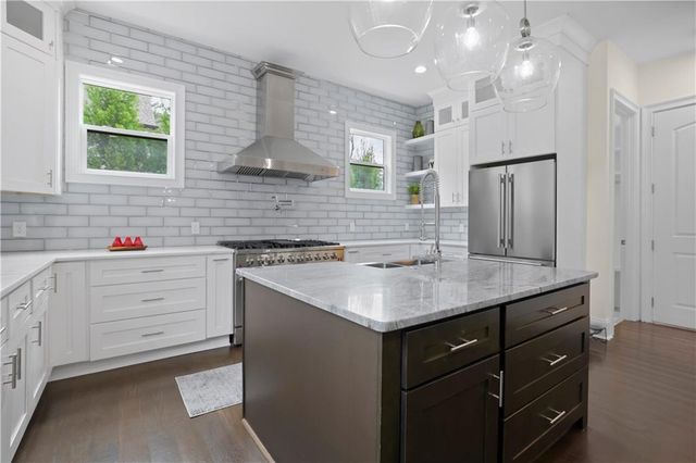 2415 Rugby Avenue, Atlanta, GA 30337