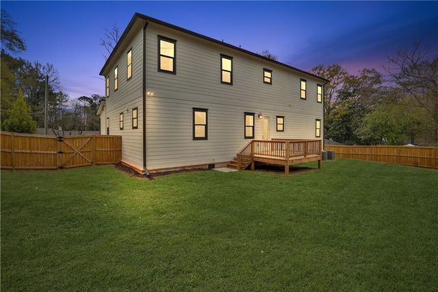 2415 Rugby Avenue, Atlanta, GA 30337