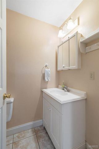 2872 Highway A, Washington, MO 63090