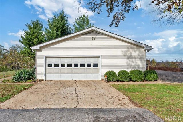 2872 Highway A, Washington, MO 63090