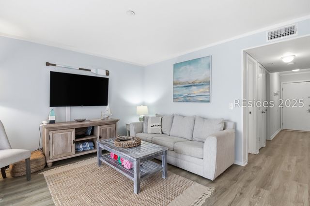 40 Folly Field Road 138, Hilton Head Island, SC 29928