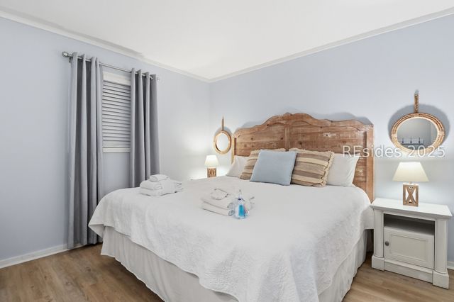 40 Folly Field Road 138, Hilton Head Island, SC 29928