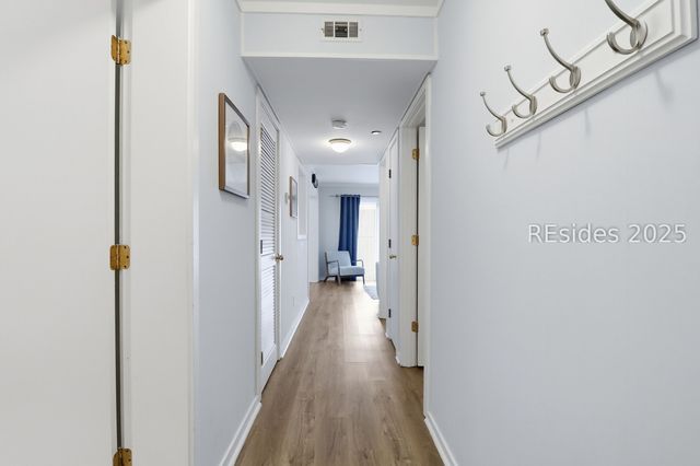 40 Folly Field Road 138, Hilton Head Island, SC 29928