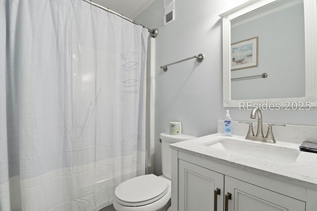 40 Folly Field Road 138, Hilton Head Island, SC 29928