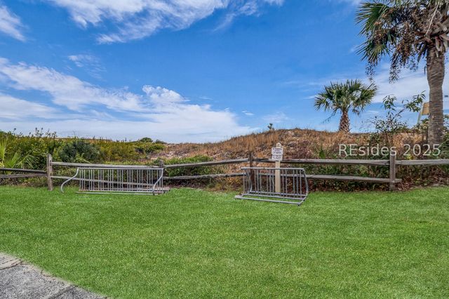 40 Folly Field Road 138, Hilton Head Island, SC 29928