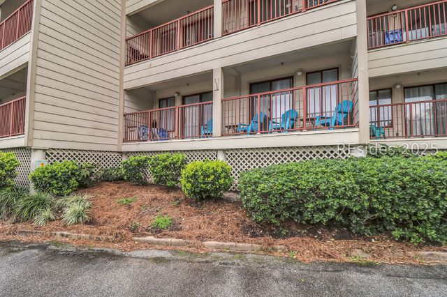 40 Folly Field Road 138, Hilton Head Island, SC 29928