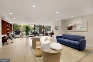 3800 POWELL LN #1130, Falls Church, VA 22041