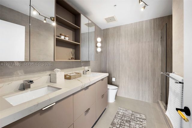 3470 E Coast Ave PH102, Miami, FL 33137