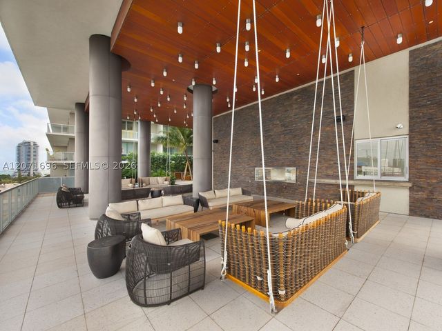 3470 E Coast Ave PH102, Miami, FL 33137