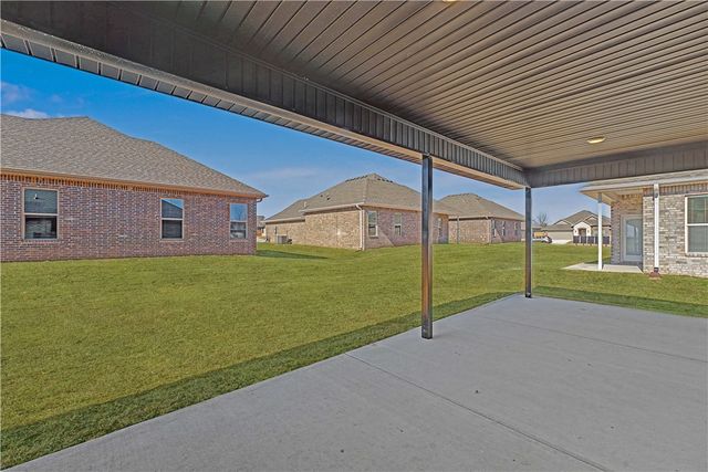 241 Kristen Lane, Centerton, AR 72719