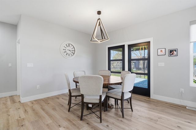 1803 Reese Road, Cedar Falls, IA 50613