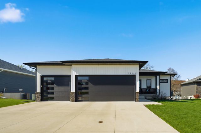 1803 Reese Road, Cedar Falls, IA 50613