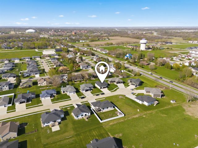 1803 Reese Road, Cedar Falls, IA 50613