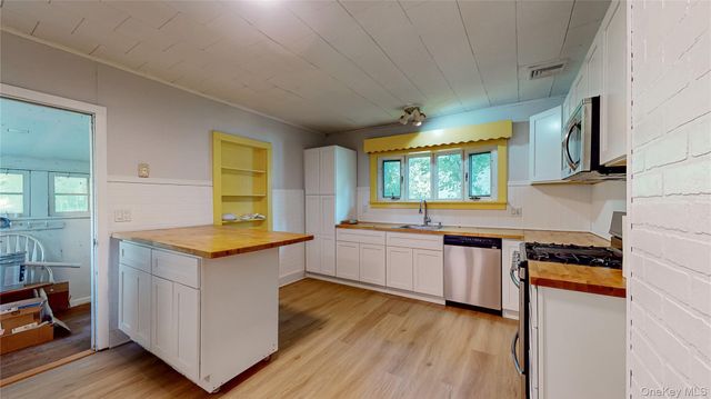 1 Orchard Street, Otisville, NY 10963