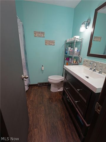 7742 Windy Hill Drive, Kent, OH 44240