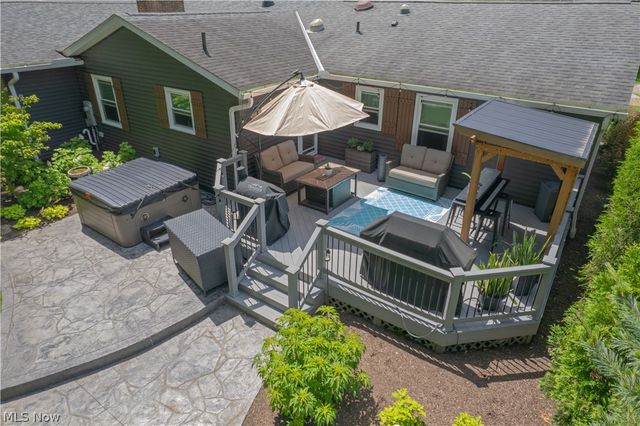 7742 Windy Hill Drive, Kent, OH 44240