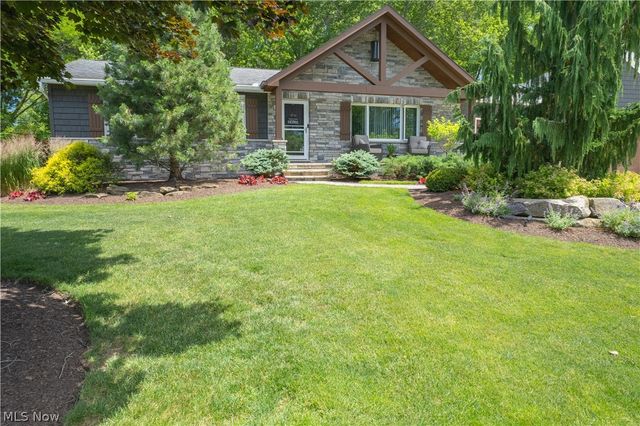 7742 Windy Hill Drive, Kent, OH 44240