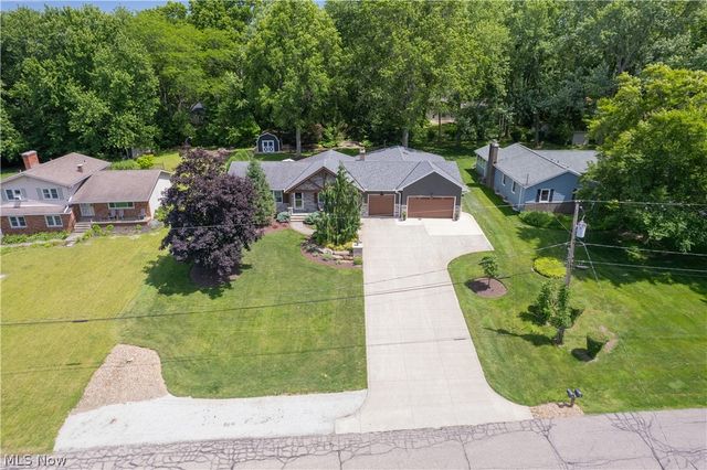 7742 Windy Hill Drive, Kent, OH 44240