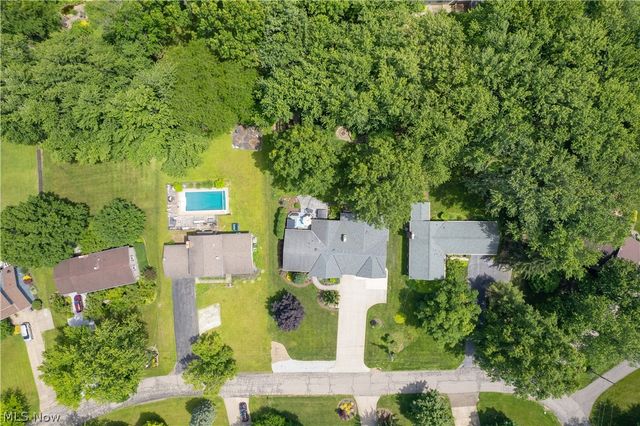 7742 Windy Hill Drive, Kent, OH 44240