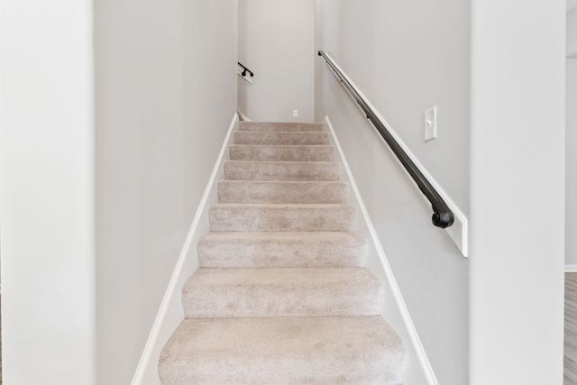 50 WHISPERING CREEK DR, Oakland, TN 38060