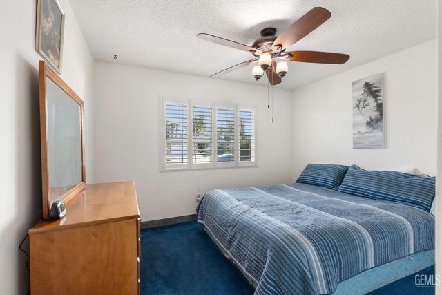 2634 Hempstead Lane, Bakersfield, CA 93309