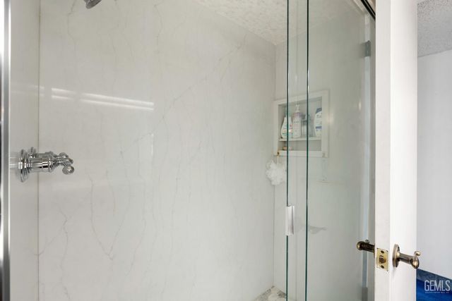 2634 Hempstead Lane, Bakersfield, CA 93309