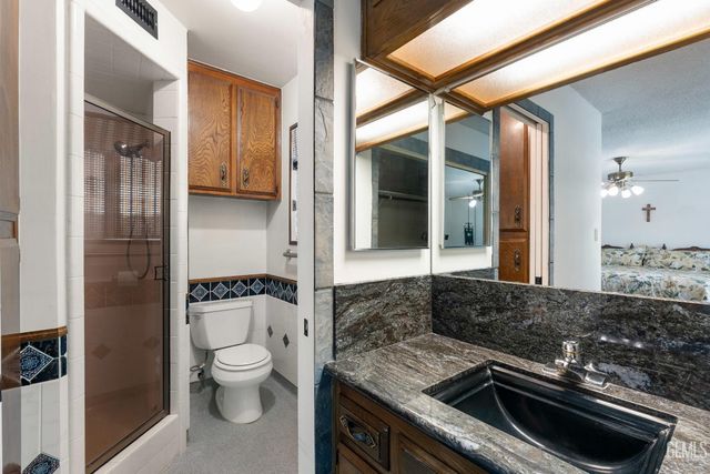 2634 Hempstead Lane, Bakersfield, CA 93309