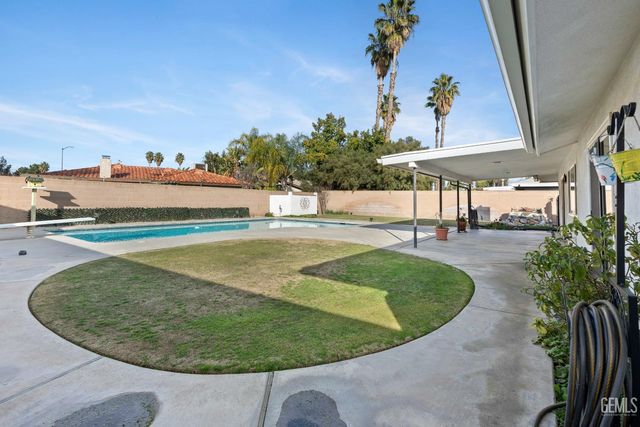 2634 Hempstead Lane, Bakersfield, CA 93309