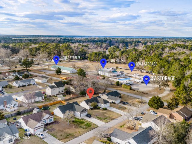 302 Whirlaway Boulevard, Sneads Ferry, NC 28460