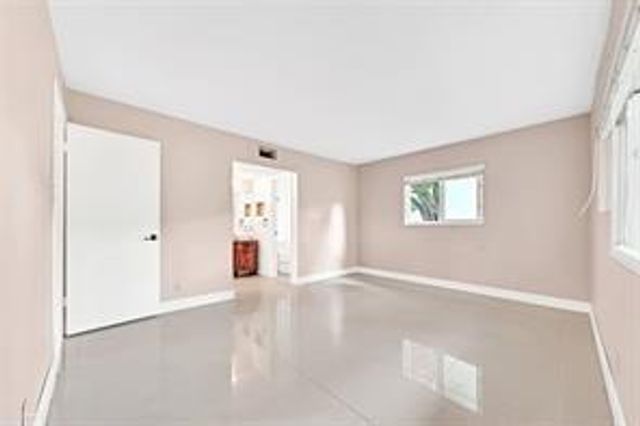 7897 Golf Circle Drive 112, Margate, FL 33063
