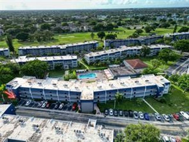 7897 Golf Circle Drive 112, Margate, FL 33063