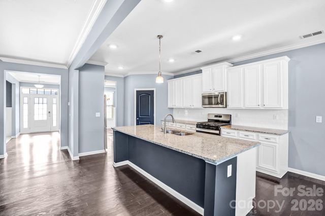 797 Oak Manor Drive SE, Concord, NC 28025