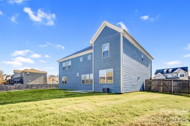 797 Oak Manor Drive SE, Concord, NC 28025