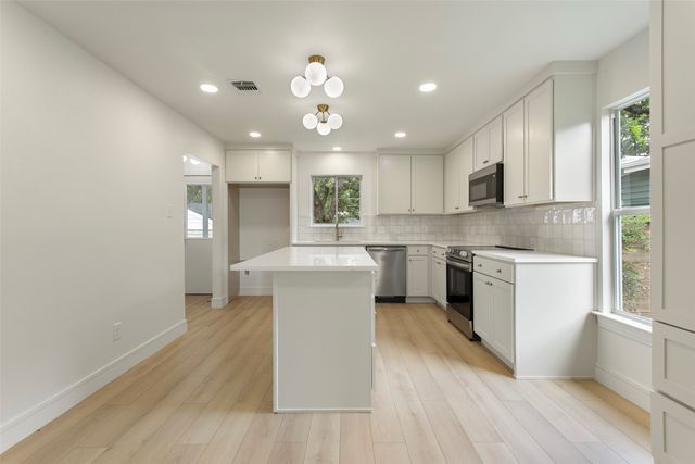 3324 Ryan Avenue, Fort Worth, TX 76110