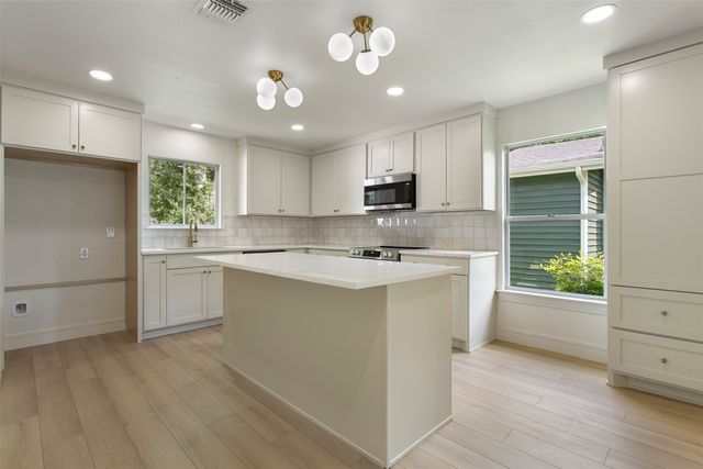 3324 Ryan Avenue, Fort Worth, TX 76110