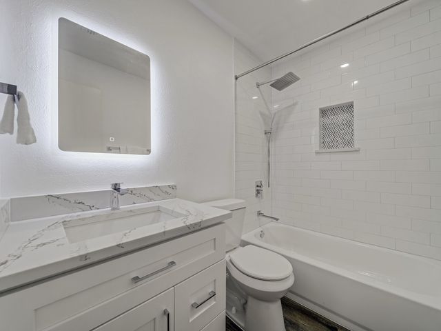 4623 Country Creek Drive 1046, Dallas, TX 75236