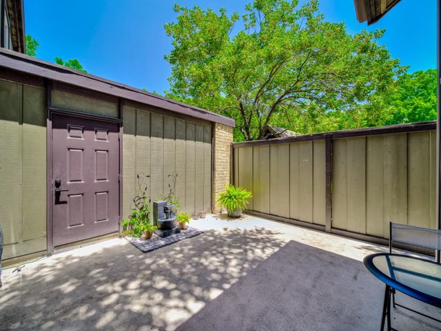 4623 Country Creek Drive 1046, Dallas, TX 75236
