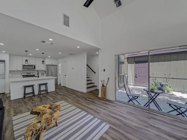 4623 Country Creek Drive 1046, Dallas, TX 75236